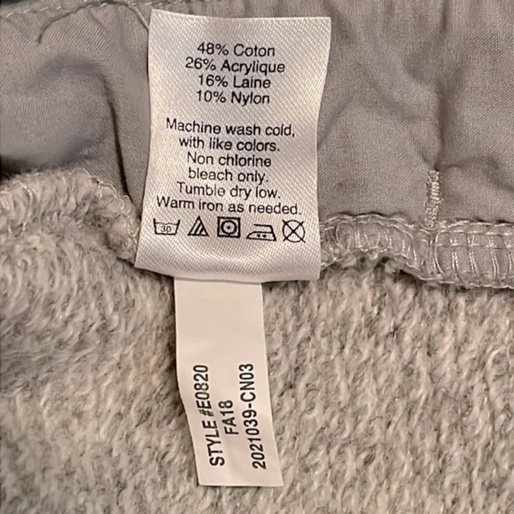 J. Crew Mercantile Women’s Size Large heather grey cowl neck‎ sweater. EUC